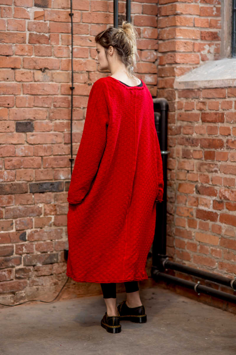 czwerwony długi sweter delacne amsterdam tyl _m_ czwerwony-długi-sweter-delacne-amsterdam tyl
