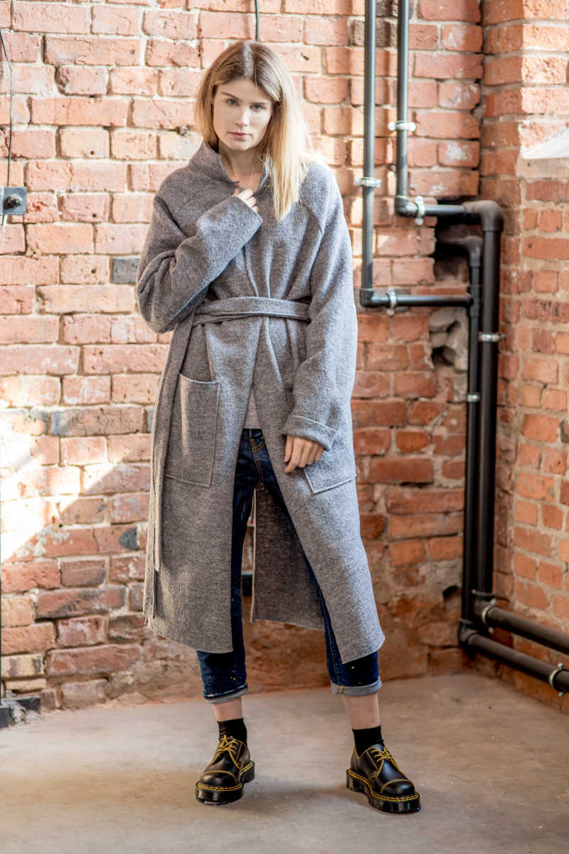 płaszcz delcane Amsterdam Gray przod pasek m płaszcz-delcane-Amsterdam-Gray-przod pasek
