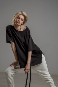 czarny tshirt delcane reglan Tokyo black przod 3m