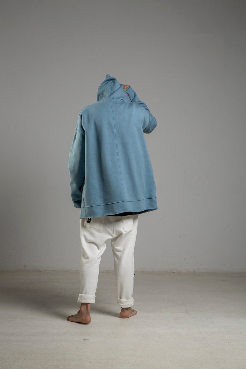 delcane niebieska bluza z kapturem TOKYO blue man tyl 2m