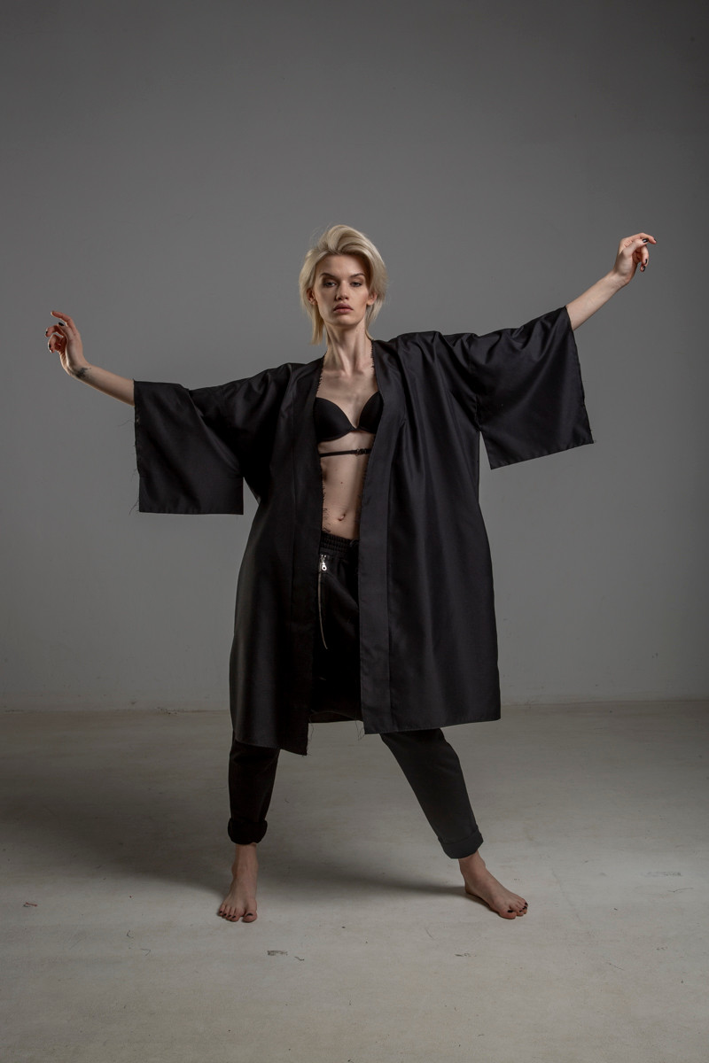 jedwabne kimono delCane TOKYO black przod 2m