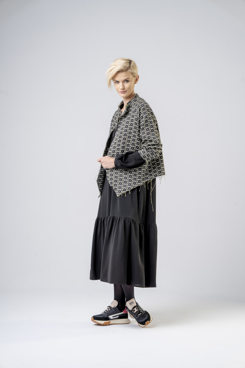 marynarka_Jacquard_delCane_kolekcja_Paris_bok marynarka_PARIS_Jacquard_delCane_kolekcja_Paris