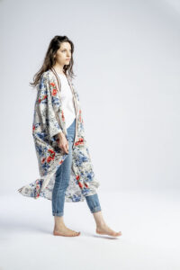 kimono-w-kwiaty-kolekcja-kobe-delCane