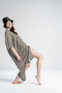 sukienka-koszulowa-Kobe-Brown-kolekcja-delCane