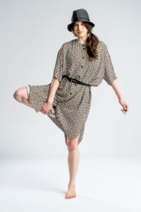 sukienka-koszulowa-Kobe-Brown-kolekcja-delCane