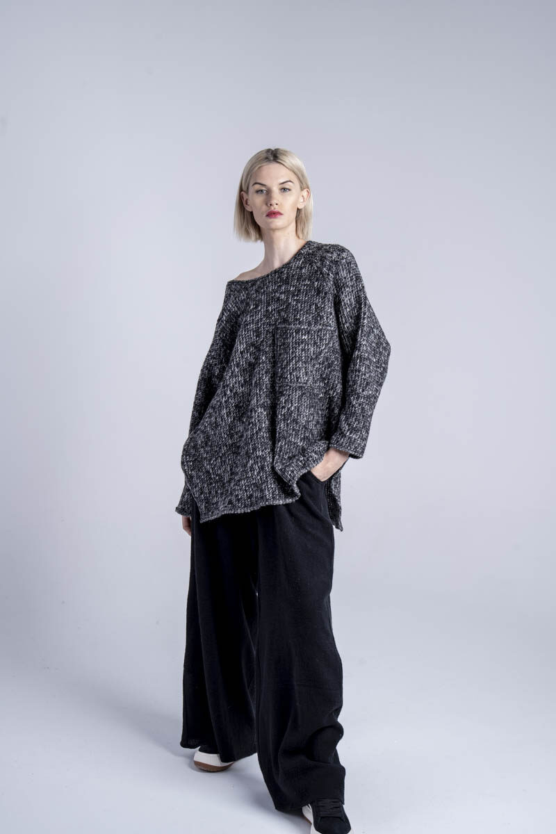 sweter-z-wełny-kolekcja-kioto-delCane-przód