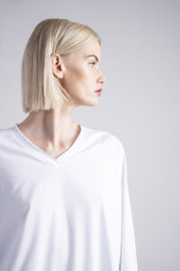 longsleeve-bluzka-biała-kolekcja-kioto-delCane-detal