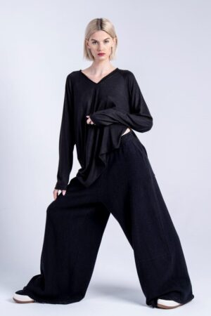 spodnie-czarne-lniane-kolekcja-kioto-delCane-przód