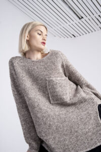 sweter-z-wełny-kolekcja-kioto-delCane-detal