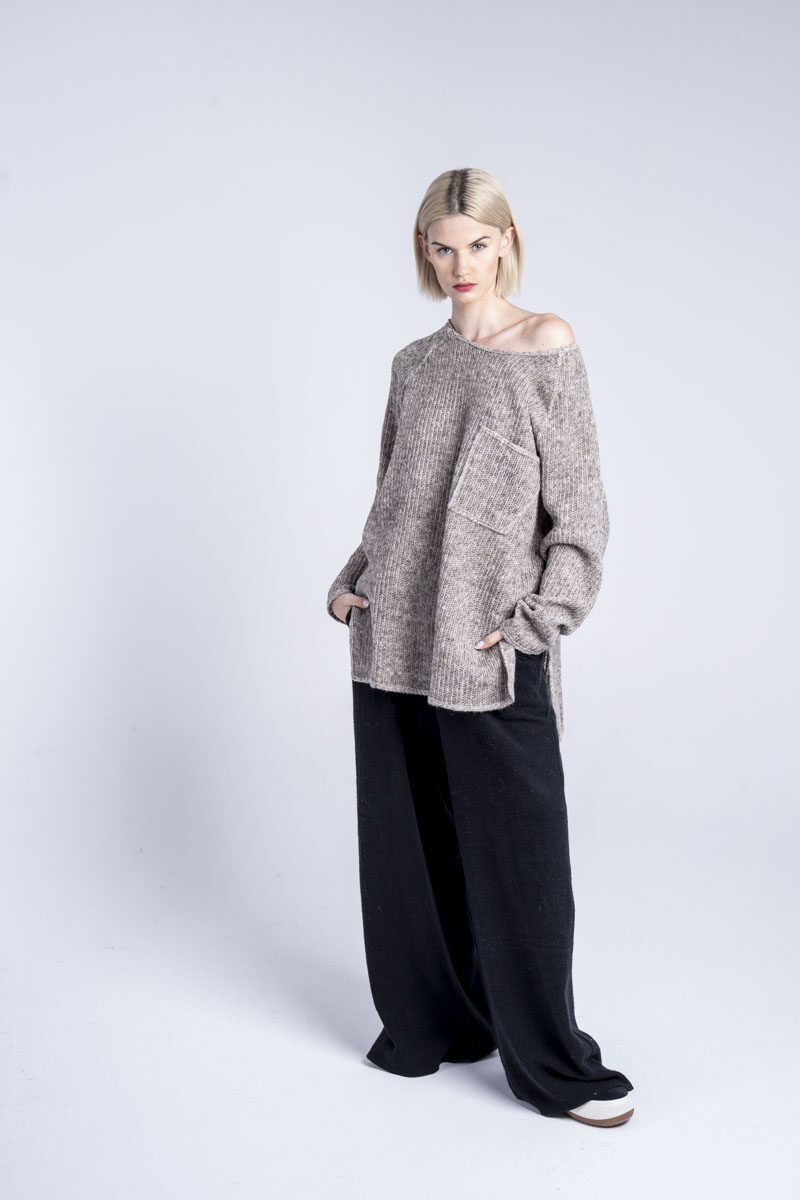 sweter-z-wełny-kolekcja-kioto-delCane-przód