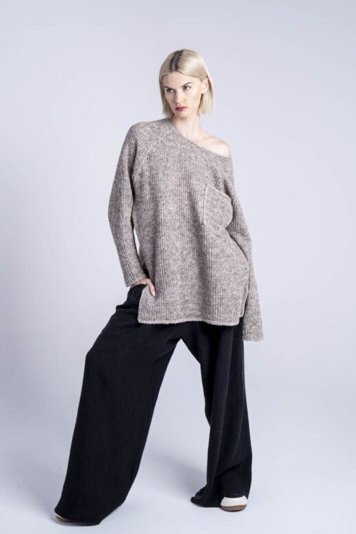 sweter-z-wełny-kolekcja-kioto-delCane-przód
