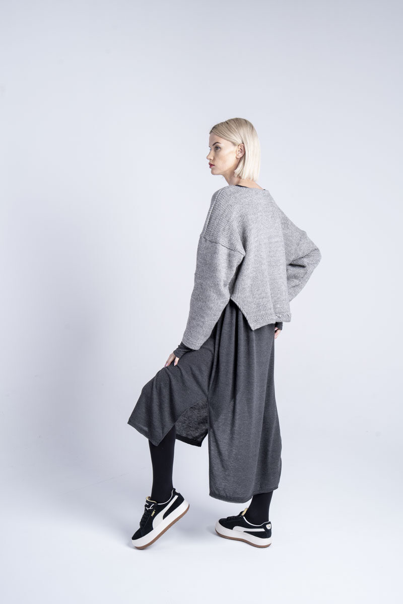 wełniany-krótki-sweter-kolekcja-kioto-delCane-bok_I