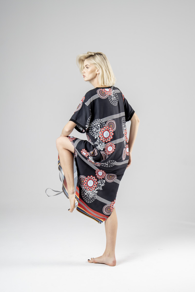 sukienka_sakai_pattern_delCane_BOK_II długa-sukienka-kolekcja-sakai-delCane-bok-III
