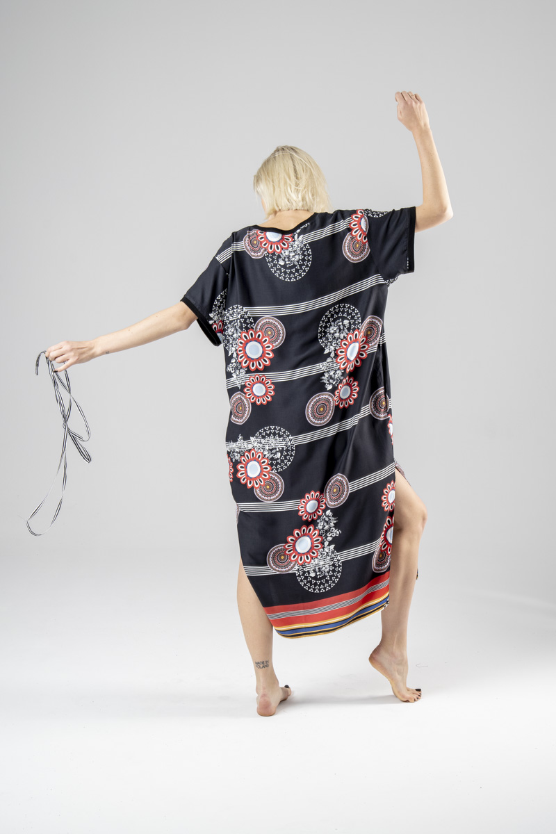 sukienka_sakai_pattern_delCane_TYŁ_II długa-sukienka-kolekcja-sakai-delCane-tył-III