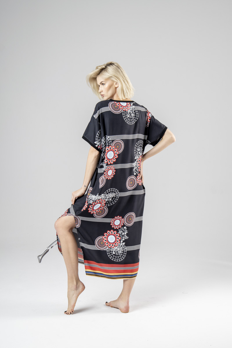sukienka_sakai_pattern_delCane_tył długa-sukienka-kolekcja-sakai-delCane-bok