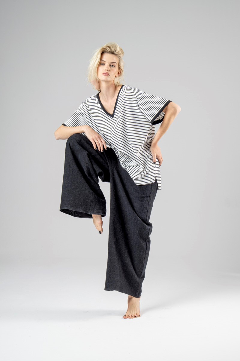 t-shirt_delCane_sakai_stripes_detal t-shirt-w-paski-kolekcja-sakai-delCane-detal