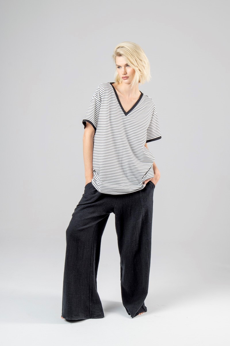 t-shirt_delCane_sakai_stripes_przód_II t-shirt-w-paski-kolekcja-sakai-delCane-przód-II
