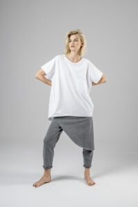 t-shirt-z-bawełny-kolekcja-sakai-delCane-przód-I