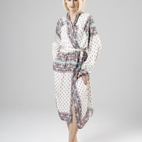 kimono-zwiewne-z-wiskozy-kolekcja-sakai-delCane-przód